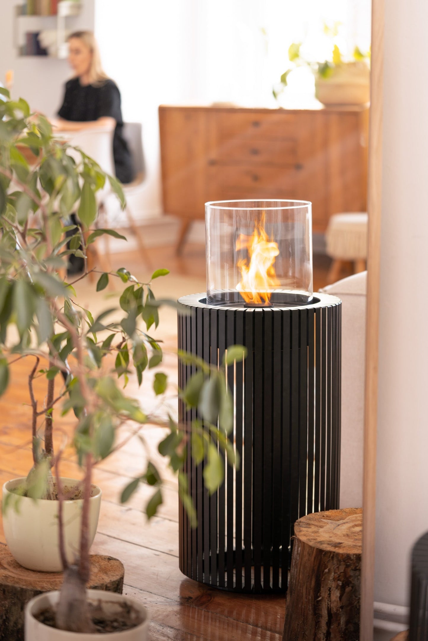 Chimenea de bioetanol para terraza | Elegancia en tu Jardín — detalle en primer plano