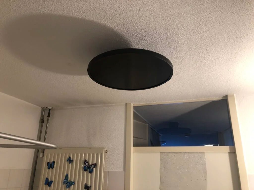 Calentador infrarrojo de techo redondo con control inteligente | Infralia — en salón/interior, con control inteligente, montaje en techo, resplandor incandescente