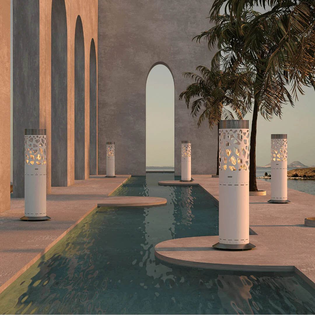 Chimenea a Gas Elegante para Exterior – Diseño Portugués Refinado Selene Tile | GlammFire