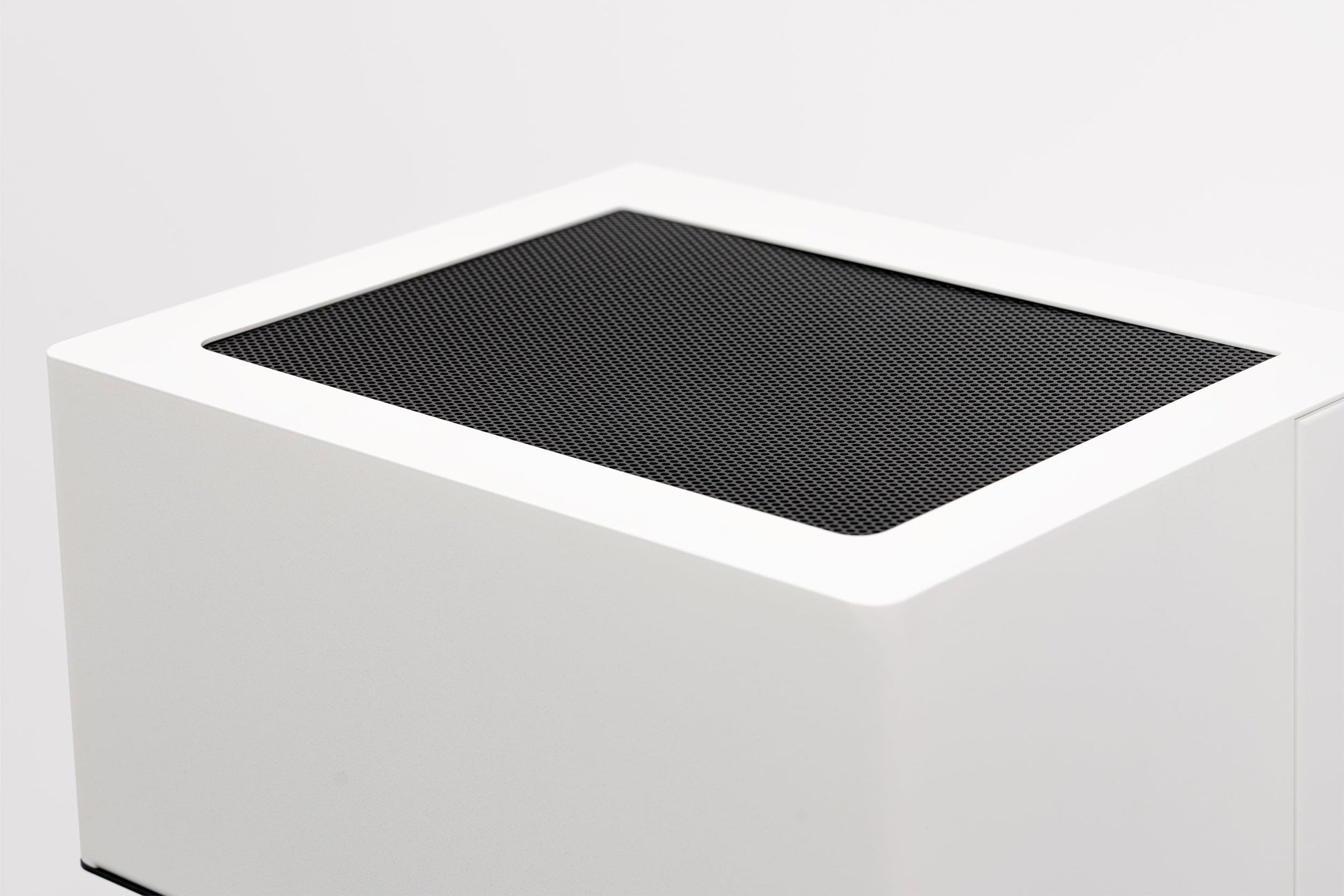 Chimenea de bioetanol blanca Arcticon White con tecnología BEV — color blanco