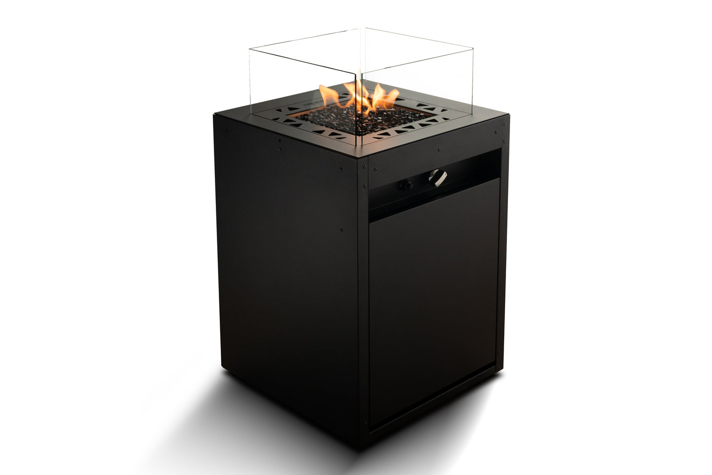 Chimenea de Gas Cuadrada para Exteriores | Square | Planika — vista frontal, en terraza, modelo cuadrado