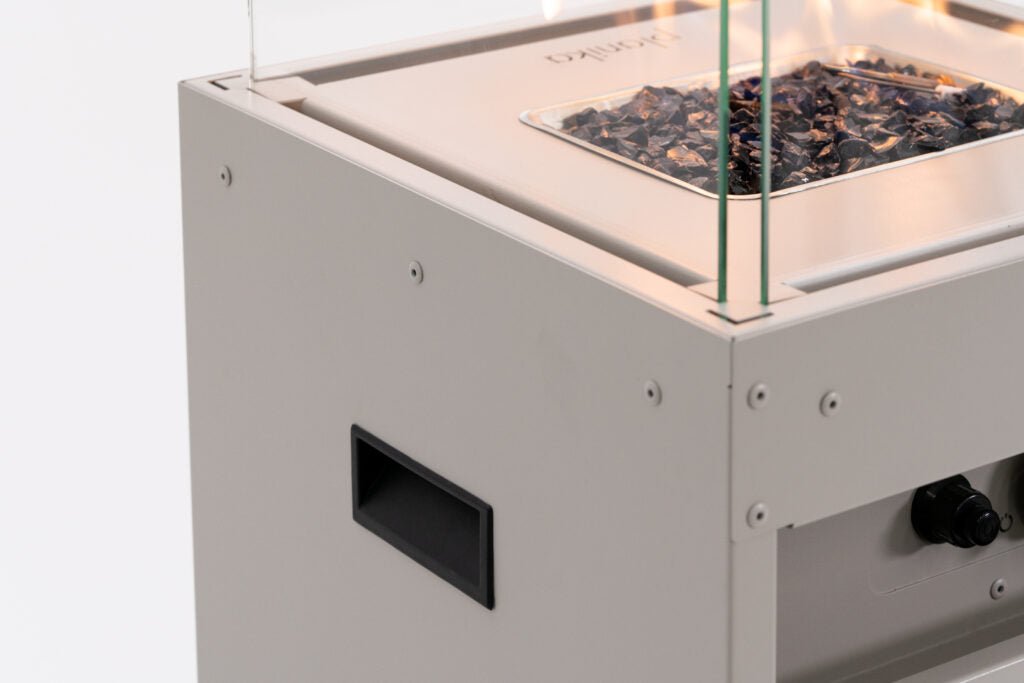 Chimenea Gris de Gas para Jardín de Lujo Faro Zijdegrijs Planika — en terraza, color blanco