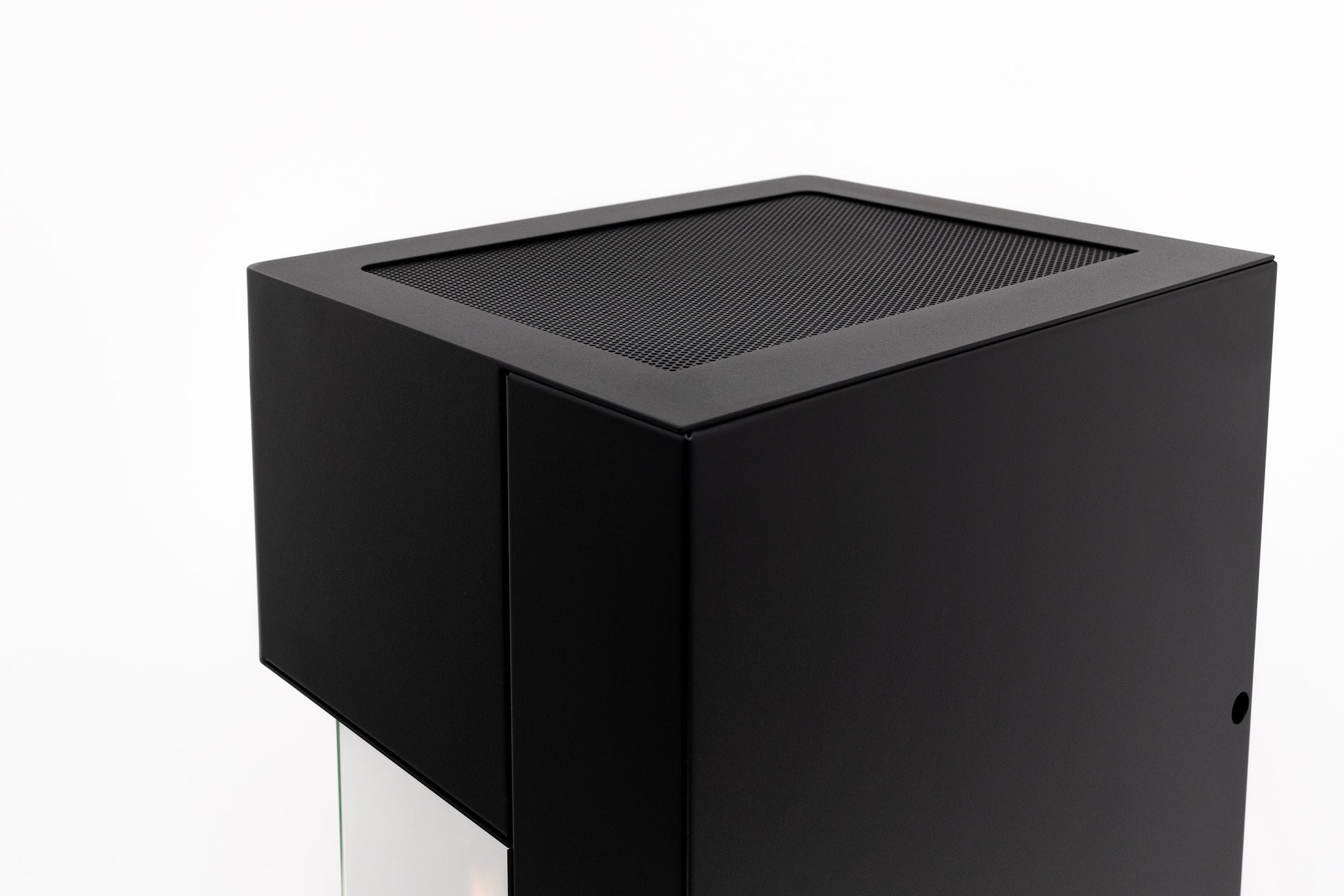 Estufa Bio Etanol de Alta Tecnología con Arcticon BEV | Planika — color negro