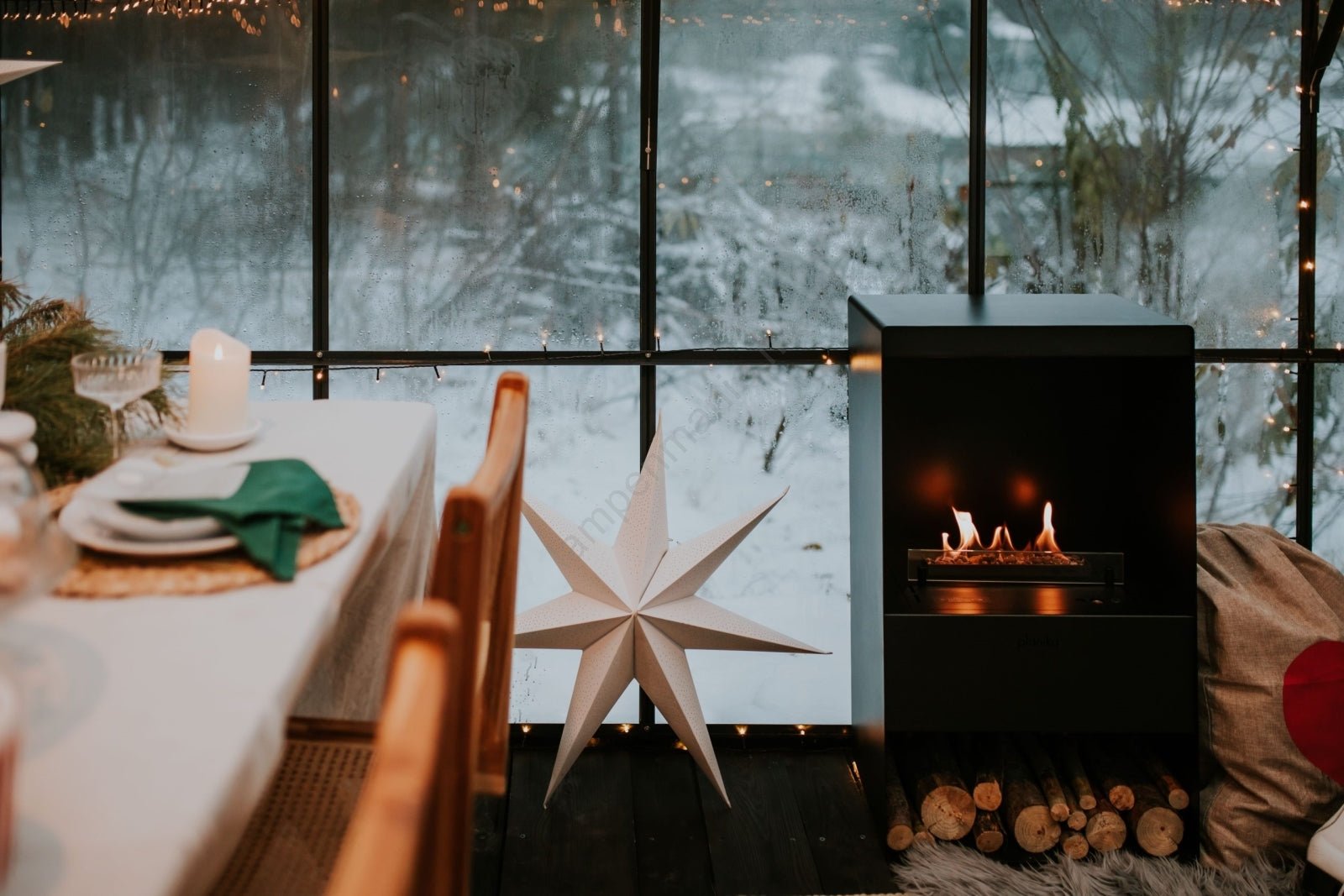 Estufa de Bioetanol Moderna Planika Senso — vista frontal