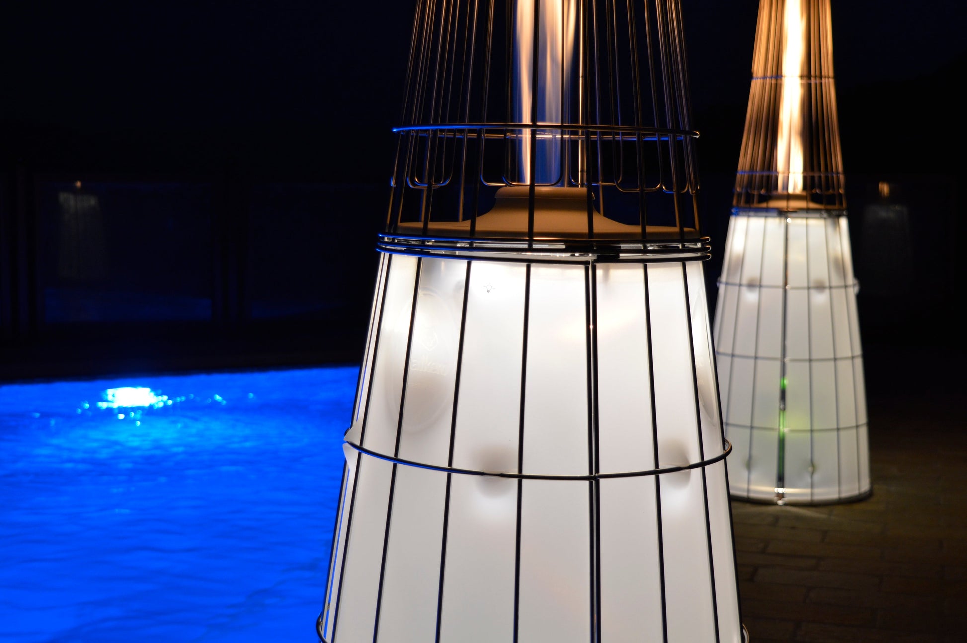 Estufa de Gas Exterior de Lujo – DolceVita Lightfire para Momentos Elegantes al Aire Libre — en terraza