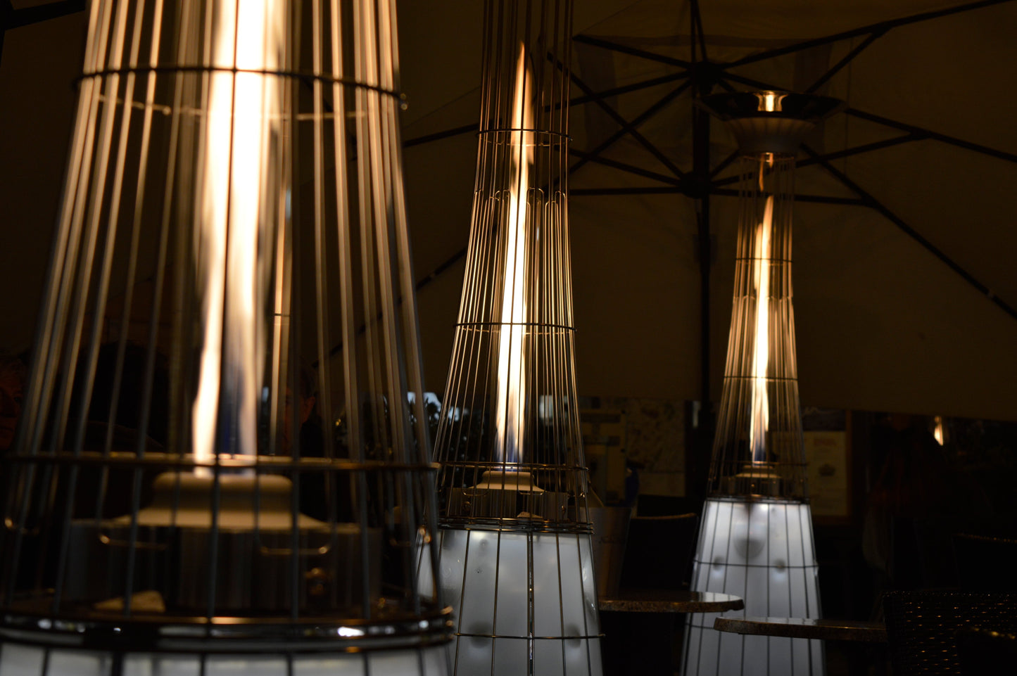 Estufa de Gas Exterior Dolce Vita EP – Elegancia y Calor con LED | Italkero — en terraza