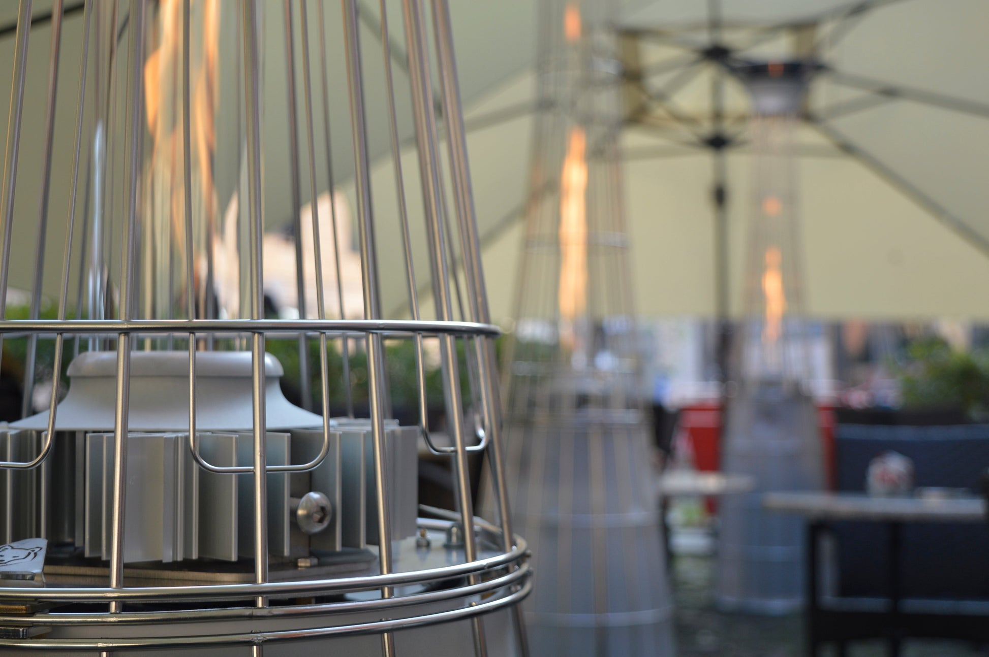 Estufa de Gas Exterior Dolce Vita EP – Elegancia y Calor con LED | Italkero — en terraza