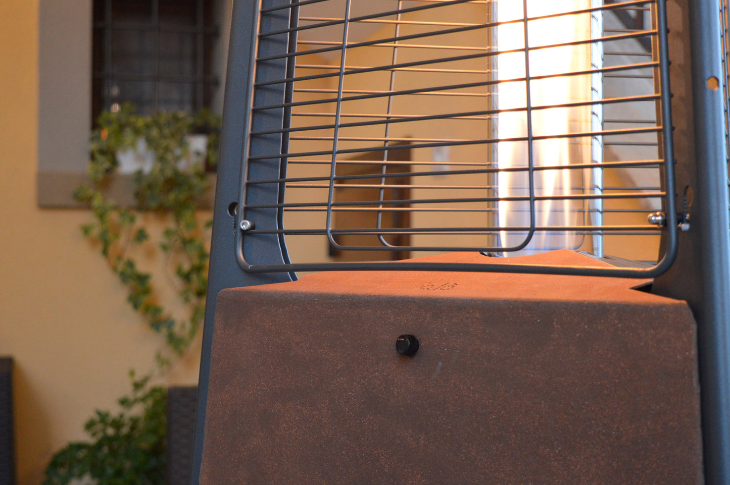 Falò EVO: Estufa de Gas Exterior con Efecto Chimenea | Italkero — en terraza