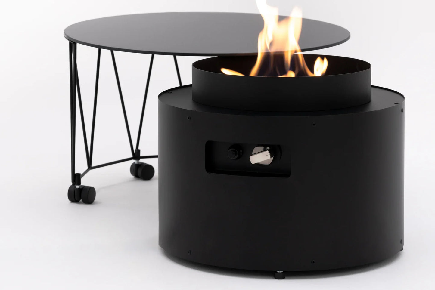 Mesa Calefactora de Gas Elegante | Planika Drum | Estilo y Calidez Exterior — vista lateral