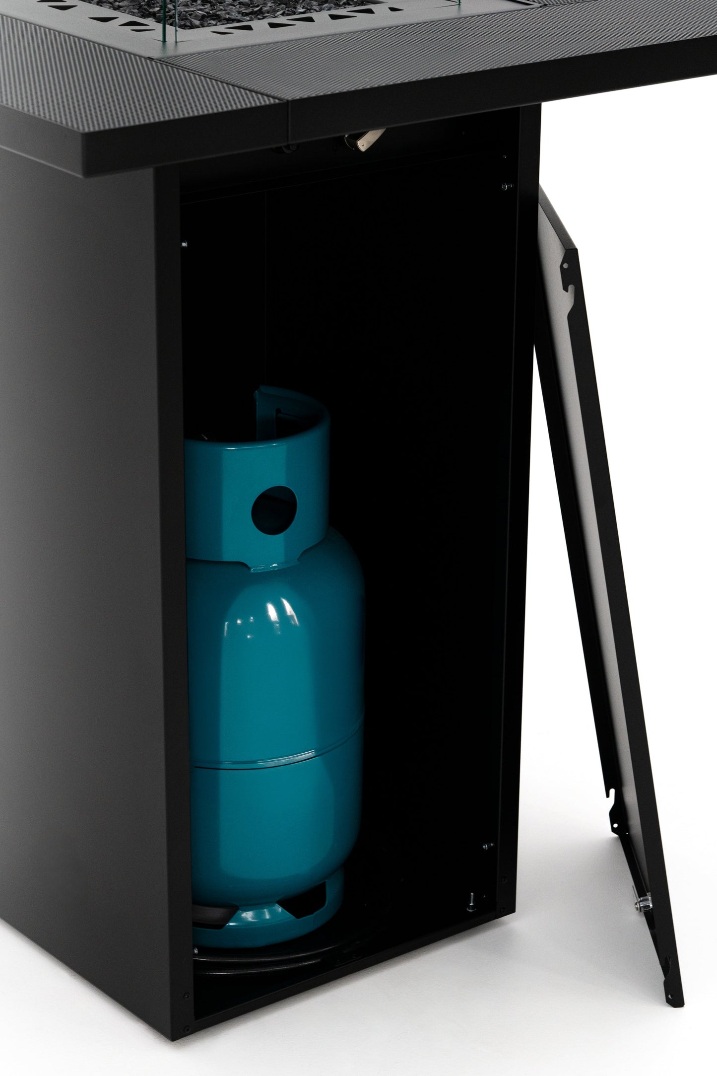 Mesa de Fuego alta a Gas Para Exterior – Elegancia y Calidez de Planika — detalle en primer plano, con llama encendida