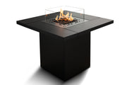Mesa de Fuego a Gas Para Exteriores | Cuadrada | Planika Square — vista frontal, con llama encendida, modelo cuadrado
